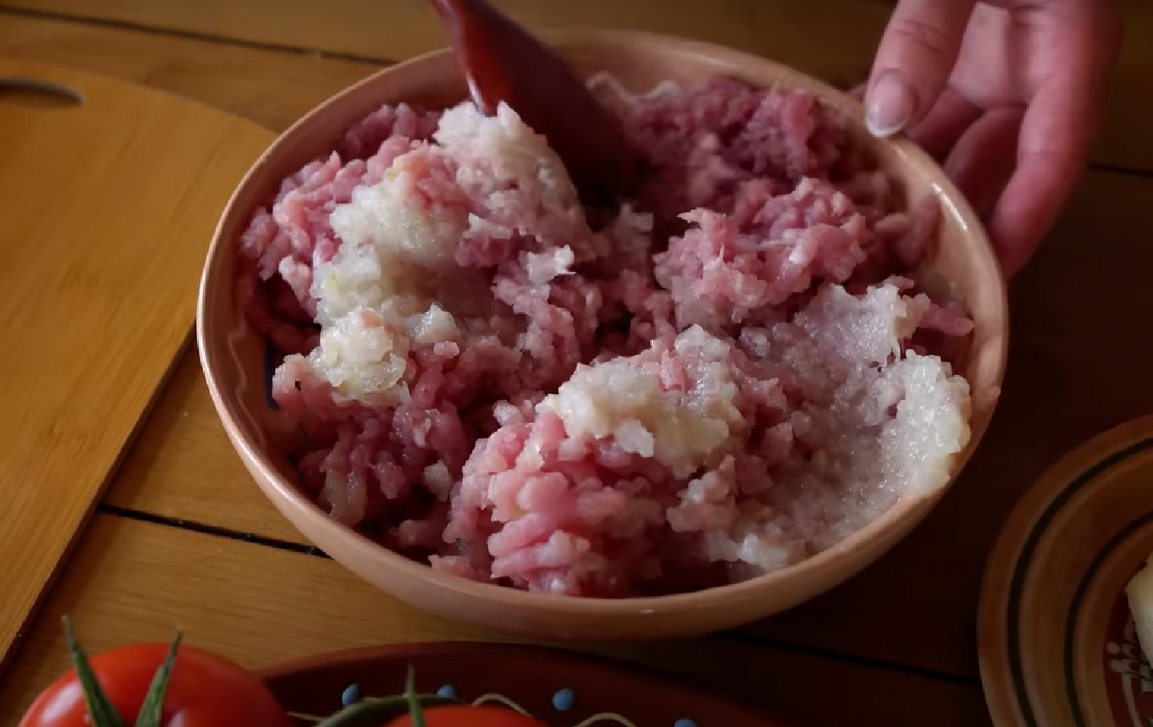 М'ясо по-французьки на пательні: рецепт вишуканої страви на вечерю